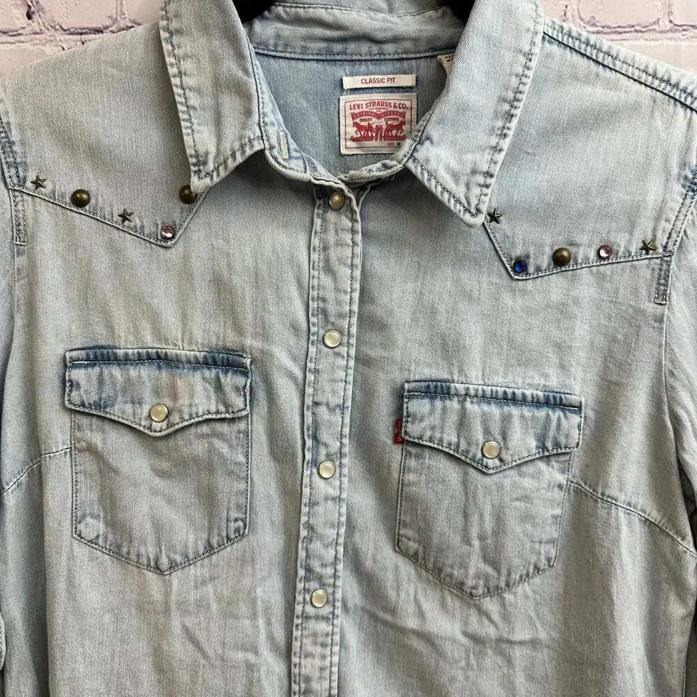 Levi Strauss & Co Light Wash Blue Pearl Snap Denim Western Shirt Women's Medium - Picture 2 of 8